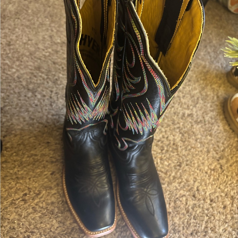 Black Hyer Cowboy Boots